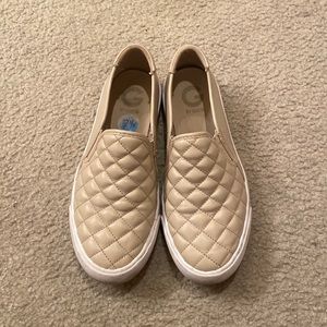 Cream GUESS Slip On Sneakers